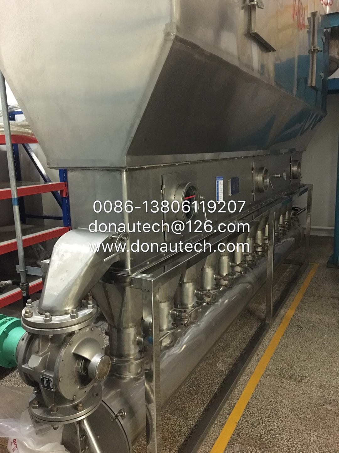 Fluidized bed cooler